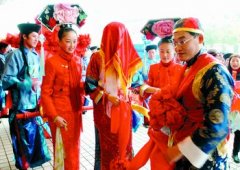 滿族的風(fēng)俗習(xí)慣
