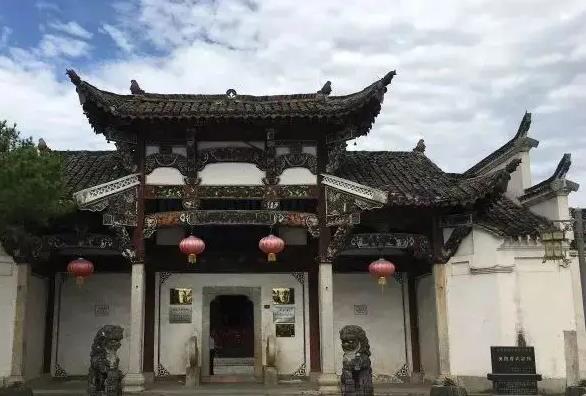 夢見祠堂